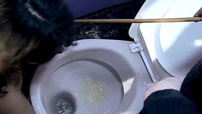 Ғуломи ҷинсии зебои ман Мелани Мемфис. Вай ғуломи дӯстдоштаи ман аст, вай бегуноҳ, ҷавон, ба ҷинси мақъад, нақшбозӣ менамояд ва ман метавонам ӯро ҳар вақт, ки хоҳам, истифода барам. Қисми 1.